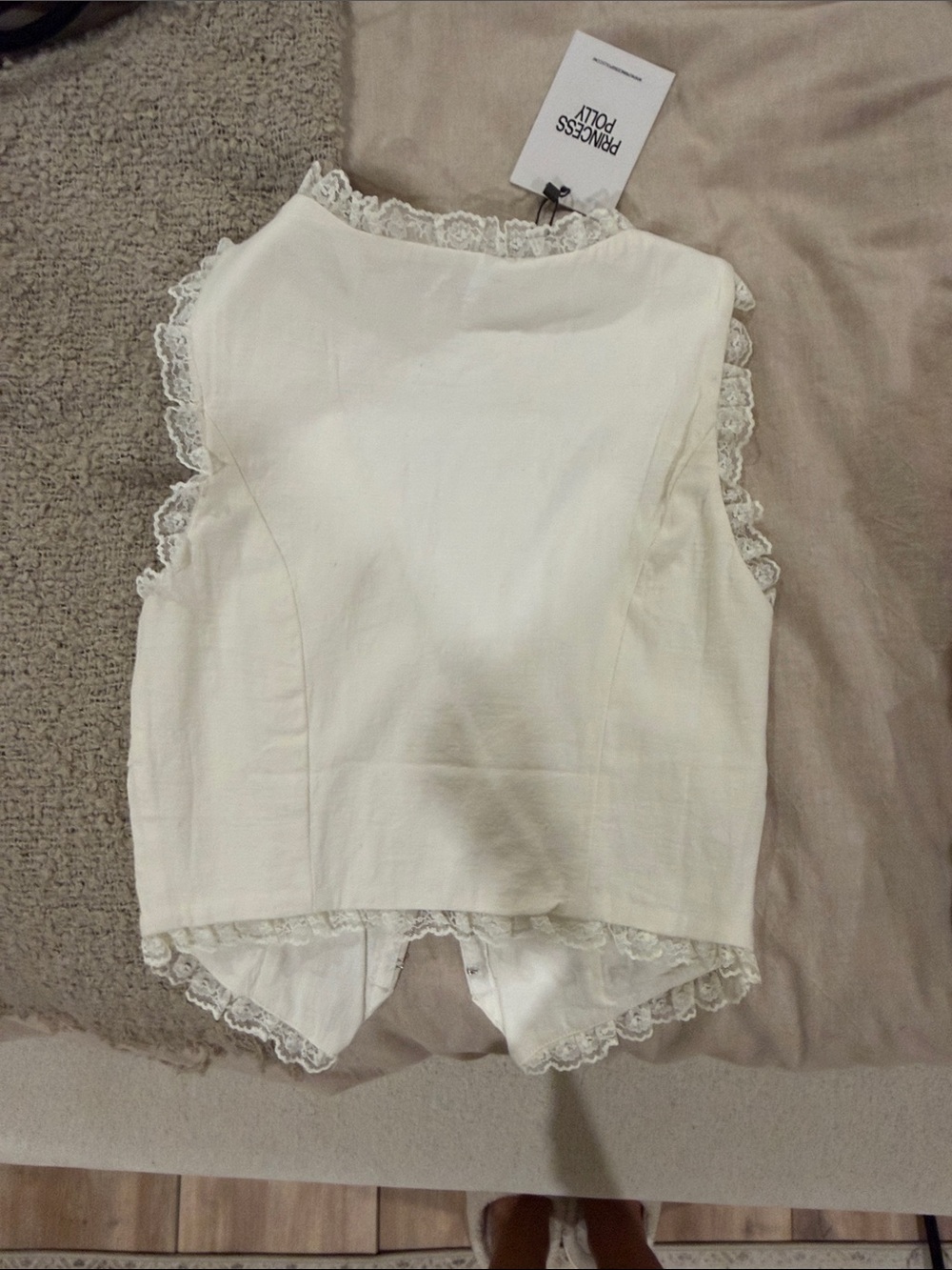 Princess Polly White Lace-Trimmed V-Neck Corset Camisole - Picture 3 of 3
